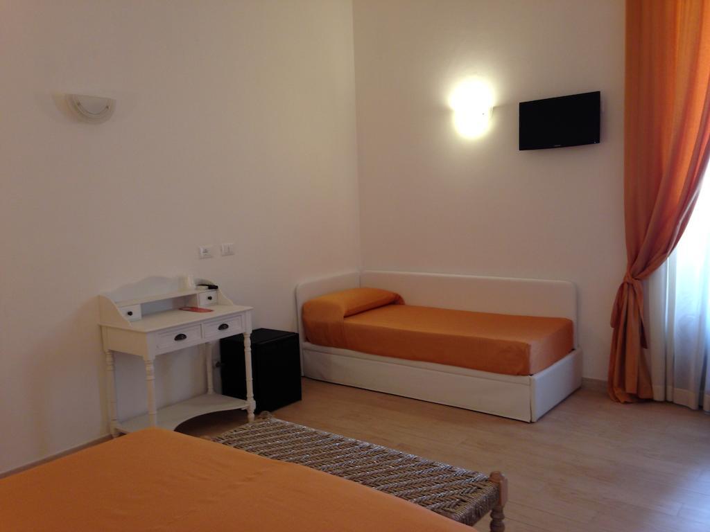 Alangia Inn Rome Exterior photo
